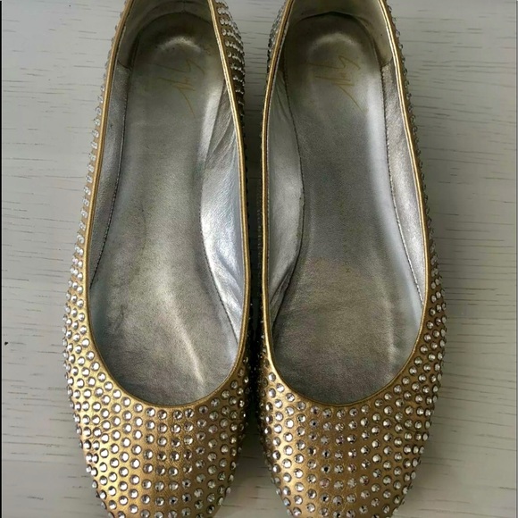 GUISEPPE ZANOTTI Gold flats w/ Swarovski Crystals - Picture 1 of 4